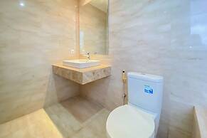 Spacious And Comfort Living 2Br At Menteng Park Apartment