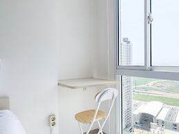 Full Furnished With Comfort Design Studio Apartment Tokyo Riverside Pi