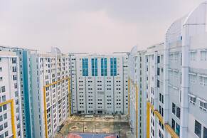 Fancy And Nice 1Br At Paramount Skyline Apartment