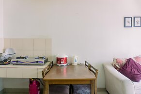 Fancy And Nice 1Br At Paramount Skyline Apartment