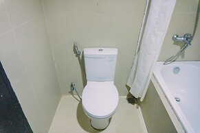 Fancy And Nice 1Br At Paramount Skyline Apartment