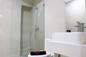 Homey And Comfort Living 2Br At Daan Mogot City Apartment