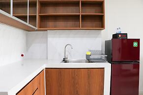 Homey And Comfort Living 2Br At Daan Mogot City Apartment