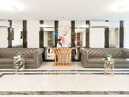 Brand New And Comfortable Studio At De Prima Apartment