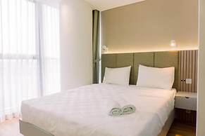 Comfort And Nice 2Br At Gold Coast Apartment