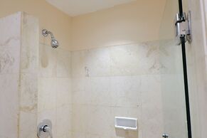 Homey 3Br Apartment At Braga City Walk