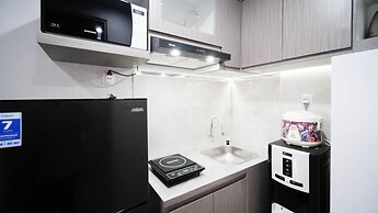 Nice And Comfy Studio At Grand Dharmahusada Lagoon Apartment