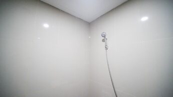 Nice And Comfy Studio At Grand Dharmahusada Lagoon Apartment