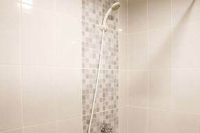 Homey And Cozy Style 2Br Apartment Tokyo Riverside Pik 2