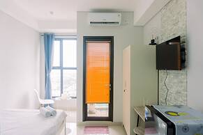 Modern Look And Comfortable Studio Transpark Bintaro Apartment