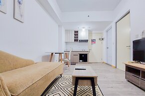 Nice 2Br Apartment At M-Town Residence