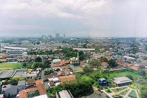 Spacious And Homey 2Br At Tree Park City Cikokol Apartment