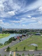 Spacious And Homey 3Br At Springlake Summarecon Bekasi Apartment