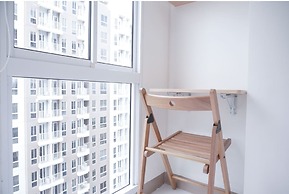 Homey And Simply Studio At Tokyo Riverside Pik 2 Apartment