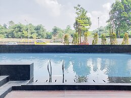 Warm And Simply Look Studio Room Urbantown Serpong Apartment