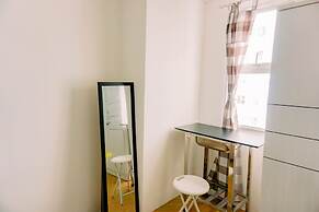 Warm And Simply Look Studio Room Urbantown Serpong Apartment