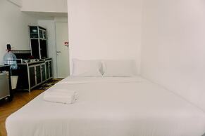 Warm And Simply Look Studio Room Urbantown Serpong Apartment