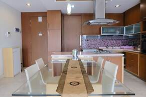 Spacious 3Br At Dago Butik Apartment