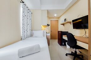 Homey And Simply Look Studio Room Apartment B Residence