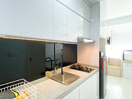 Simply Look Studio Room At Patraland Urbano Apartment