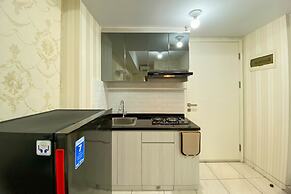 Homey And Comfort 2Br At Springlake Summarecon Bekasi Apartment