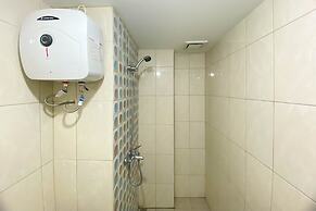 Homey And Comfort 2Br At Springlake Summarecon Bekasi Apartment