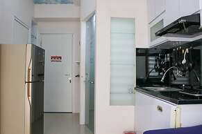Modern 2Br Green Pramuka City Apartment Near Shopping Center