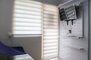 Modern 2Br Green Pramuka City Apartment Near Shopping Center