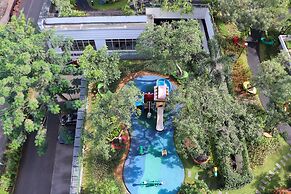 Relaxing 2Br Apartment At Scientia Residence