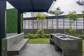 Minimalist And Comfort Studio Podomoro City Deli Medan Apartment