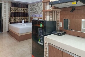 Minimalist And Comfort Studio Podomoro City Deli Medan Apartment