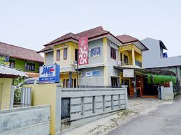 OYO 113676 Wisma Al-fahmi Syariah