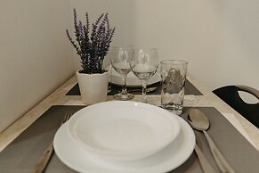 1BDR Central Apartment in Arad