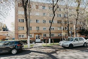 1BDR Central Apartment in Arad