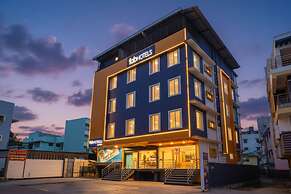 Fabhotel Astra