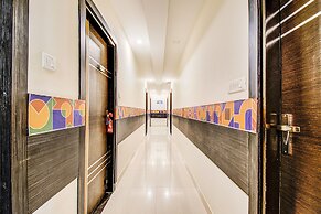 Fabhotel Corporate Crown