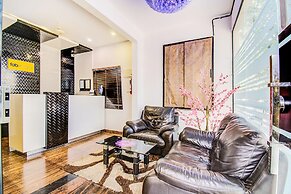 Fabhotel Corporate Crown