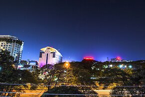 Fabhotel Prime Avenue