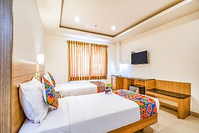 Fabhotel Prime Royal Castle