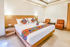 Fabhotel Prime Royal Castle