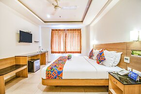 Fabhotel Prime Royal Castle