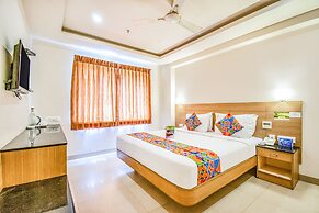 Fabhotel Prime Royal Castle