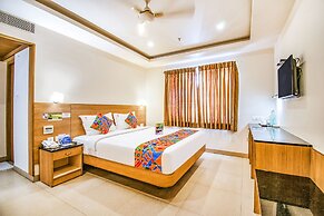 Fabhotel Prime Royal Castle