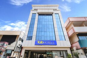 Fabhotel Prime Royal Castle