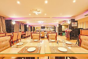 FabHotel Prime Sarala Crown