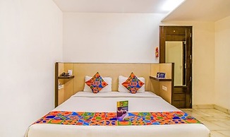 Fabhotel White Klove