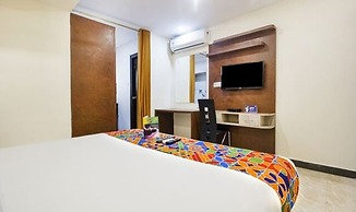 Fabhotel Crown Suites