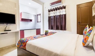 Fabhotel Crown Suites