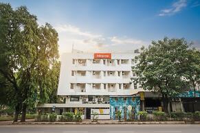 FabHotel Kalyan