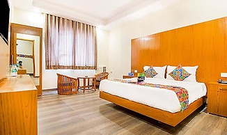 Fabhotel Aries
